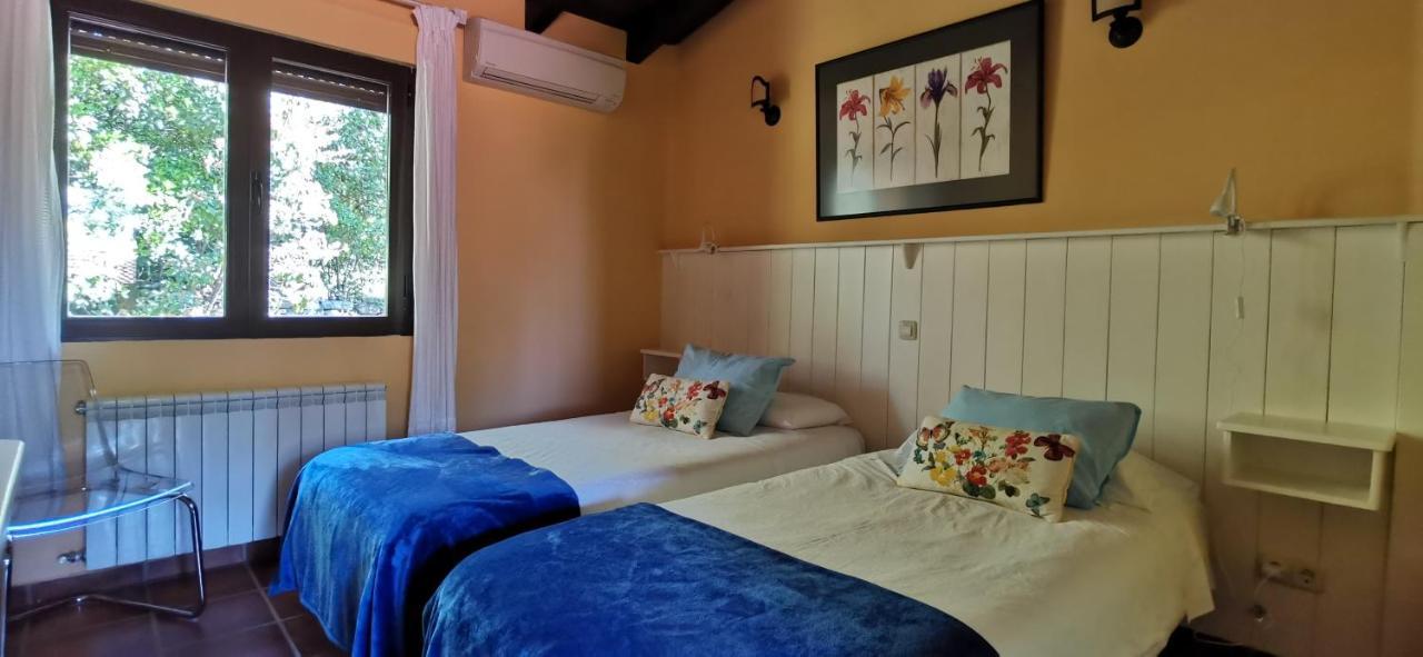 Hotel Rural El Camino Канделеда Екстериор снимка