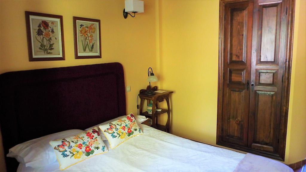 Hotel Rural El Camino Канделеда Екстериор снимка