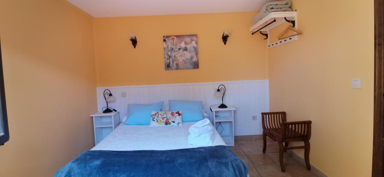 Hotel Rural El Camino Канделеда Екстериор снимка